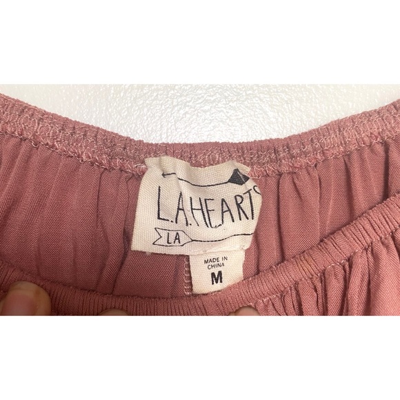 LA Hearts Off the Shoulder Crochet Cropped Top - Picture 3 of 8